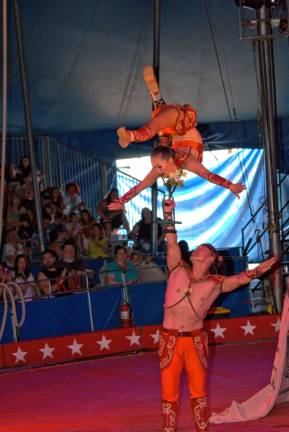 Circus bring smiles and cheers Performers Mendee and Zaya performed acts of balance and strength, as well as aerial acts high above the ground.