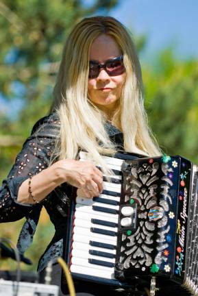 Warwick Valley Winery celebrates 20th annual Dylan Fest Warwick Valley Winery celebrates 20th annual Dylan Fest