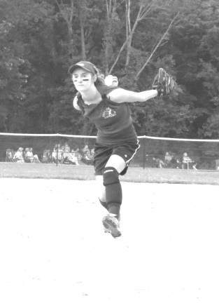 Softball season ends on a high note Georgia Lane winds up for Maroon/State Farm.