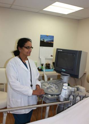 Chilton Medical Center opens Chilton Imaging in Hewitt Rama Penta, RDMS,is an ultrasound technologist at Chilton Imaging Center in Hewitt.
