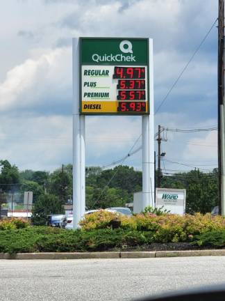 Rising gas prices: what’s the cause? Gas prices as of Monday, June 13 in Newton, NJ