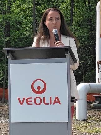 Veolia to build 2 wastewater plants Karine Rougé, chief executive of Veolia’s Municipal Water Division, speaks at the ceremony.