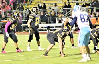 Highlanders’ football finishes with win