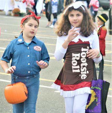 Hundreds attend third annual ‘Spooktacular’ at WMHS Hundreds attend third annual ‘Spooktacular’ at WMHS