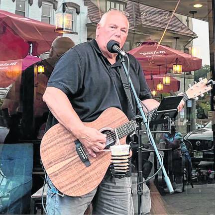 Rock ‘n’ roll and a bit of bluegrass Joe Amendola will perform solo Friday, April 5 at Pennings Farm Market in Warwick, N.Y. (Photo courtesy of Joe Amendola)