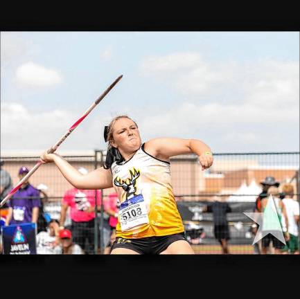 Lowenstein, Leslie are All Americans All American Peyton Lowenstein throws a javelin. She placed fourth in the AAU Junior Olympic Games. (Photos provided)