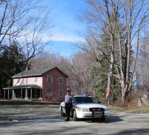 Divers unable to locate body of swimmer at Long Pond Ironworks Photo by Patricia Keller Police closed off the entrance to the Long Pond Ironworks last week after a 21-year-old Jersey City man apparently drown while swimming with friends on an unseasonably warm day.