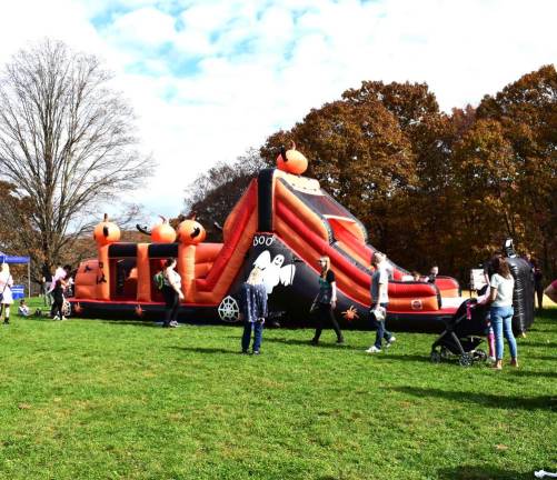 Harvest Festival draws crowd