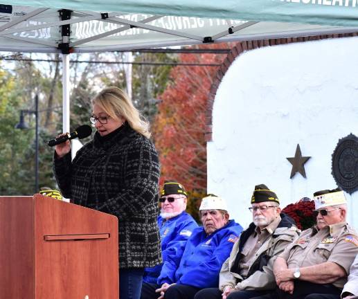 Mayor Michele Dale speaks at the ceremony.