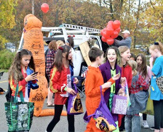 Hundreds attend third annual ‘Spooktacular’ at WMHS