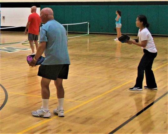 Nighttime Pickleball returns to rec center