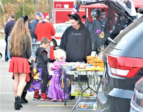 Hundreds attend third annual ‘Spooktacular’ at WMHS