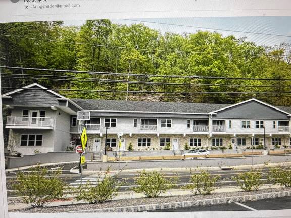 Looking back: Bingler and Mason motels Lakeside Village is a recently built townhouse complex at 165 Lakeside Road, Hewitt. The property previously held a motel and restaurant built in 1959. (Photo courtesy of Michael D’Agostino)