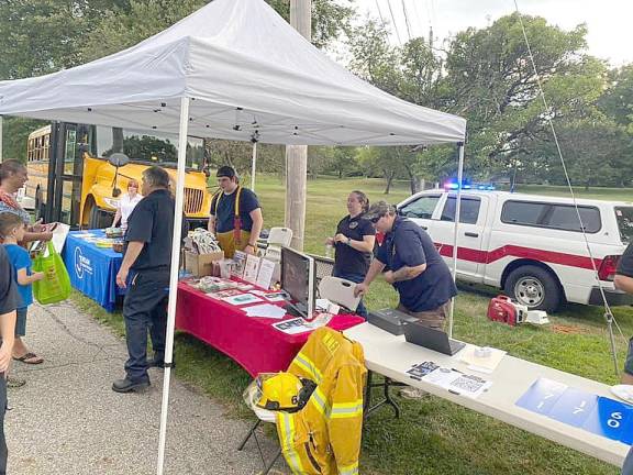 Macopin Firehouse celebrates National Night Out Macopin Firehouse celebrates National Night Out