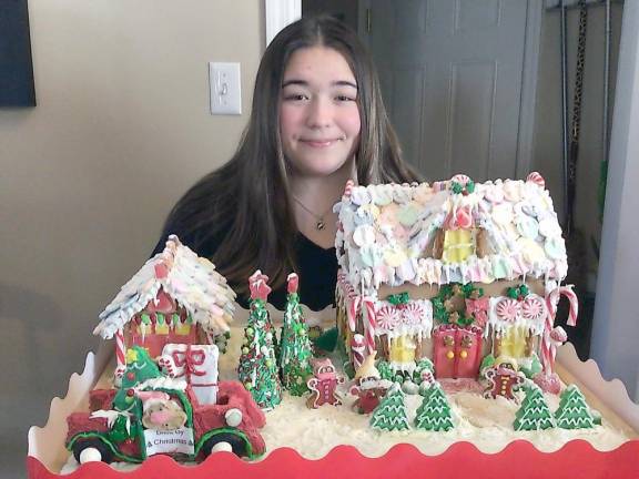 Gingerbread houses delight the judges Shaelynn Coppola, first place kit, ages 17-adult