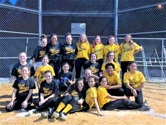 Majors All-Star Players: (front row)- Mia, Ava, Madison T., Krista, Ally G.(middle row)- Deanna, Ally S., Alexa, Hayley, Natalie, Jayda, Anna, Lexi. (back row)- Madison S., Alizah, Aliya, Nina, Charlotte, Alana, Ryleigh. patricia keller photo