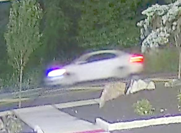Police seek help identifying car owner in crash investigation Do you know who owns this vehicle?