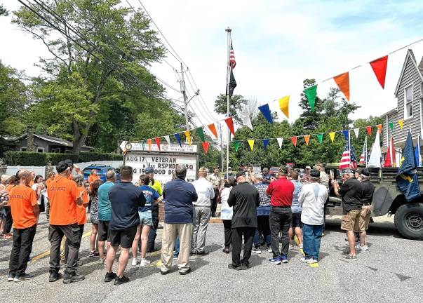 Photos: Veterans of Foreign Wars Post 7198 flag raising Photos: Veterans of Foreign Wars Post 7198 flag raising