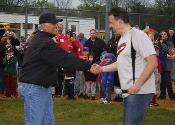 Bucky Dent a big hit with Little League Bucky Dent a big hit with Little League