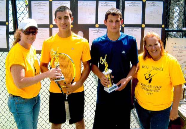 ?Tennis Booster Club fundraiser a success Brett Gilman won the boys singles division. Pictured here are Kristen Silvestri - Booster Club treasurer, Kyle Silvestri -runner-up, Brett Gilman, and Sue Dondershine - Booster Club president.