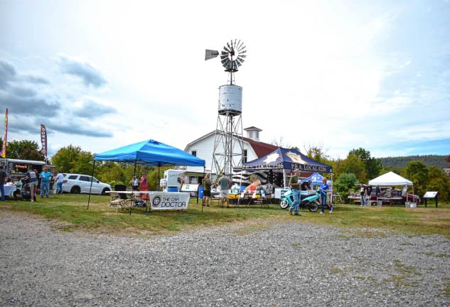 Car show attracts 400 Car show attracts 400