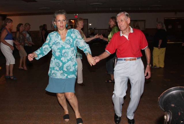 Farewell to summer The Stroll was a big hit, back in the mid 50s as well as at the dance. "Come, let's Stroll, stroll across the floor. Come, let's sto-oh-oh-oll, Stroll across the floor.."