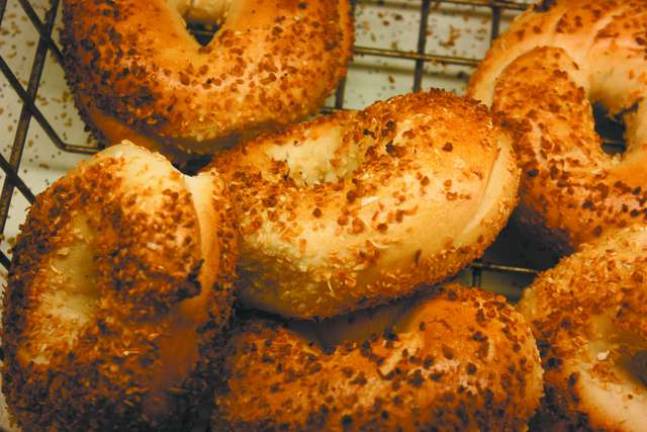 There’s nothing like a New York bagel You can almost taste this golden onion bagel. Pass the cream cheese, please.