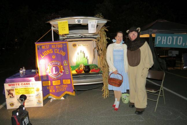 'Spooktacular' fundraiser a gargantuan success Members of the West Milford Lions Club got into the act to raise funds for hurricane victims. photo by patricia keller