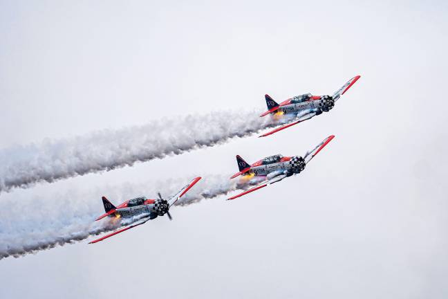 NJ Airshow plans return this fall The Titan aerobatic team performs formation routines in its T-6 Texan aircraft Sunday, June 15. (Photo by TJ Nolan)