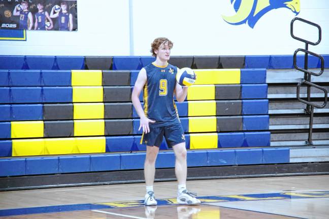 Sports roundup: Shatzel wins 3 gold medals Jefferson's Dorian Kaminski makes 12 kills, three blocks, three digs and two aces in the match.