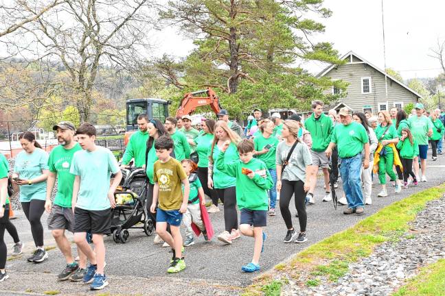 Photos: 16th annual Irish Whisper Walk Photos: 16th annual Irish Whisper Walk
