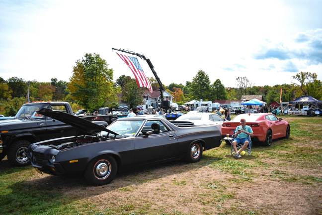 Car show attracts 400 1972 Ford Ranchero
