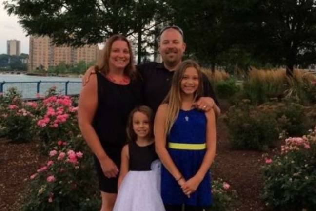 Photo courtesy of GoFundMe Robert Wundrack leaves behind his wife Jodi and their two young daughters, Jasmine and Brianna