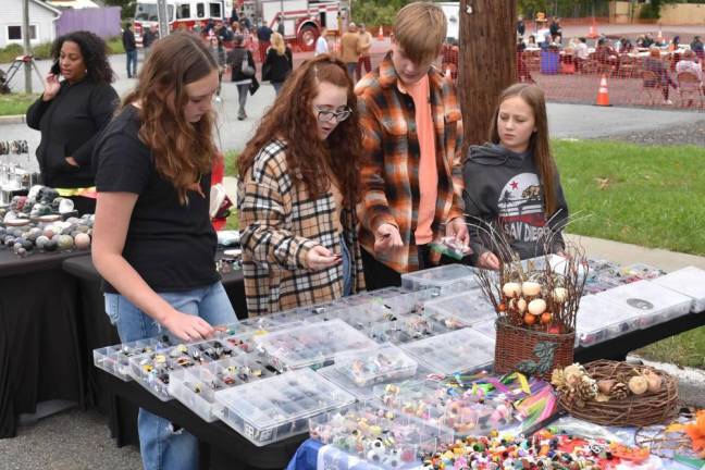 Vendors’ wares ranged from clothing and jewelry to artwork and toys. (Photo by Rich Adamonis)