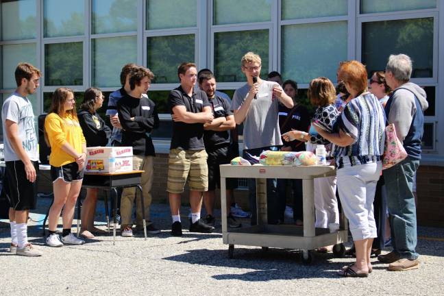 Marshall Hill School travels back in time Some of the kids who buried the time capsule in 2006 came back to open it and remember about their 12-year-old selves.