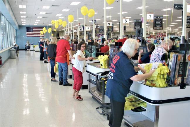 Bagging to end local hunger