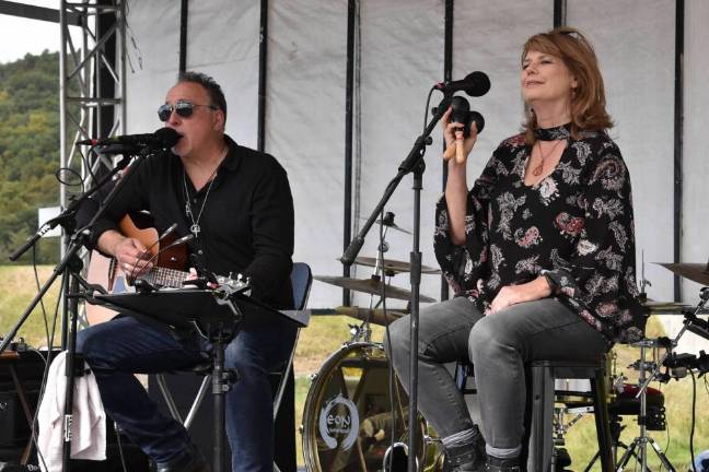 Singer-songwriter Rob Cannillo and his wife, Susan, perform at the Autumn Lights Festival. (Photo by Rich Adamonis)