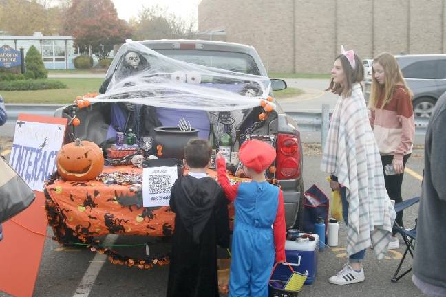 Hundreds attend third annual ‘Spooktacular’ at WMHS