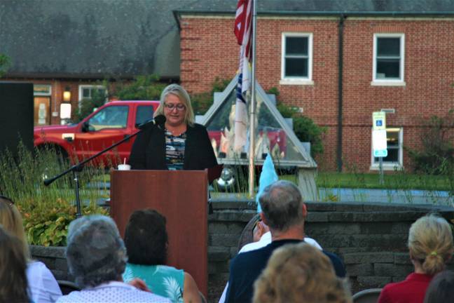 [Mayor Michele Dale addresses the crowd during the annual 9/11 Memorial Service at Town Hall Wednesday night. Charles Kim photo]