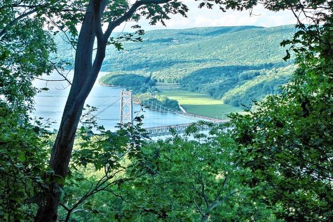 Budget cuts could hurt Appalachian Trail <b>The Bear Mountain Bridge as seen from the Appalachian Trail. (Photo by A. Scherer)</b>