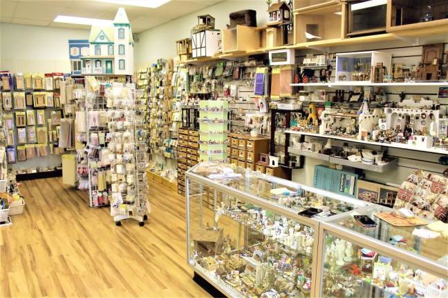 miniature dollhouse creations