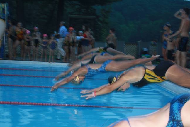Young West Milford Devil Rays come up short against Lake Mohawk Hawks West Milford Devil Rays dive into the Lake Mohawk Pool at the Aug. 10 swim meet. These are girls in the 15 to 18 age group.