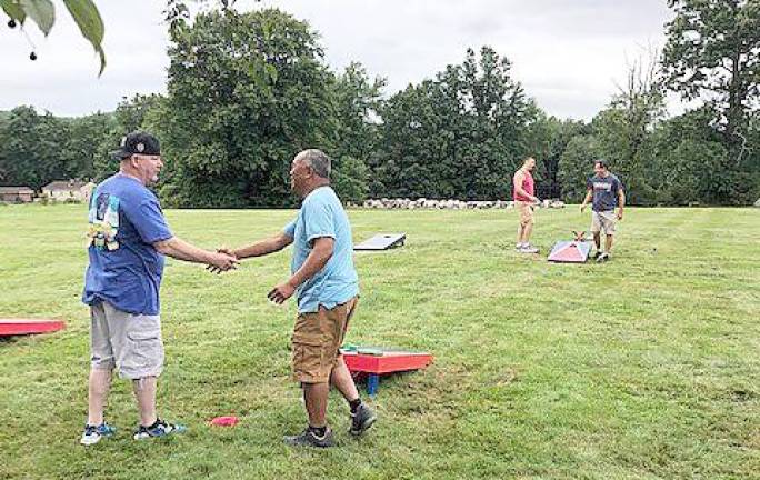 Zoltan Badau and Bernie Crabtree beat out Irwin Wong and John Storm for the win.