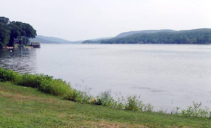 Brown’s Point at Greenwood Lake has a quiet park atmosphere today. Photo Ann Genader.