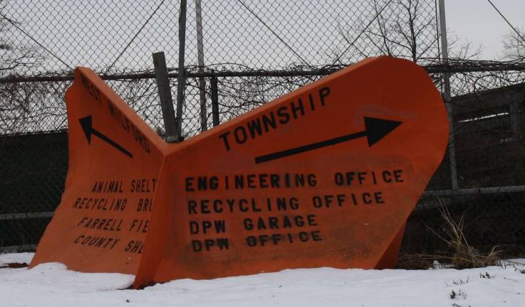 Mayor Council At A Stalemate On Dpw Head