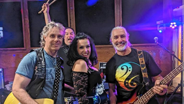 Holiday weekend full of tunes Vinyl Tap will play Sunday afternoon at D’Boathaus in Hewitt. (Photo courtesy of Vinyl Tap)