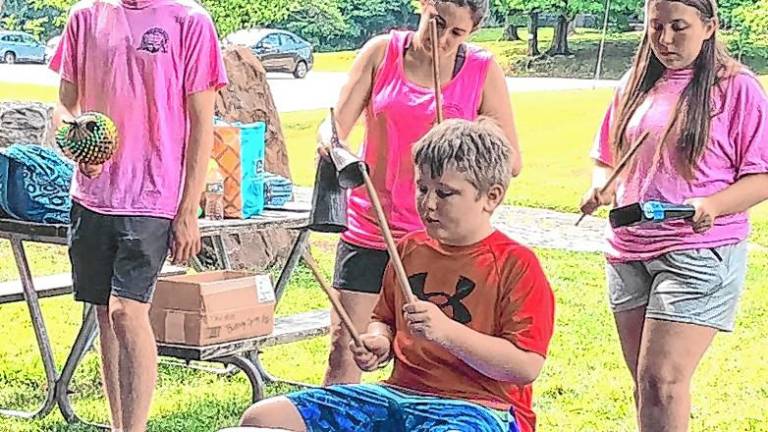 West African drumming lesson West African drumming lesson