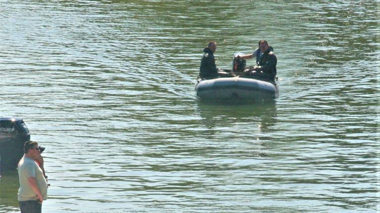 Drowned Chestnut Ridge man recovered from Greenwood Lake Drowned Chestnut Ridge man recovered from Greenwood Lake