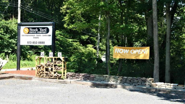 ‘Stocking the yard:’ West Milford business fills landscaping supply needs ‘Stocking the yard:’ West Milford business fills landscaping supply needs