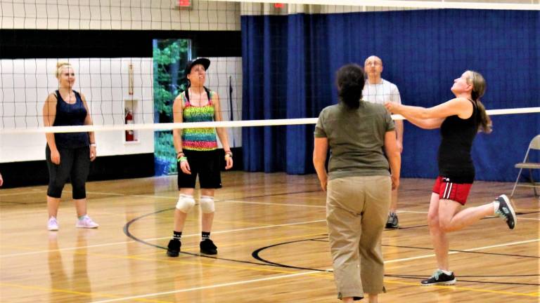 Fall Co-ed Volleyball returns to township recreation center Fall Co-ed Volleyball returns to township recreation center